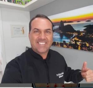 Sobre Dr. Mariano Paudla